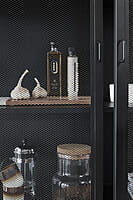 Edge vitrina hierro negro Edge vitrina hierro negro